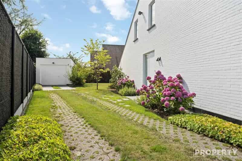 Villa te koop in Roeselare