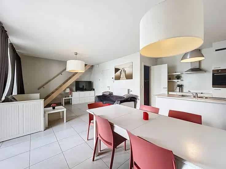 Duplex Te Koop