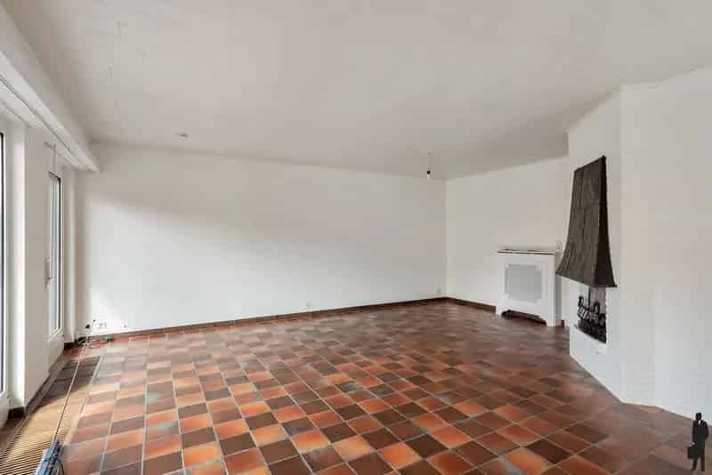 Instapklare gelijkvloerse woning met 2 SLPKS in Beerse