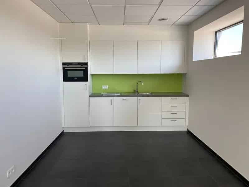 Nieuwbouw kantoorruimte te huur in Evergem