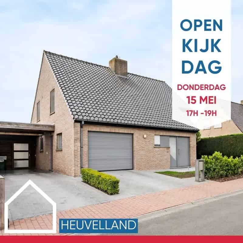 Heuvelland (De Klijte), goed onderhouden villa met zicht op de Kemmelberg.