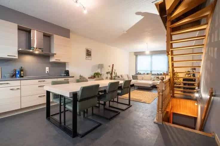Duplex Appartement te Koop 3 slaapkamers ruim terras