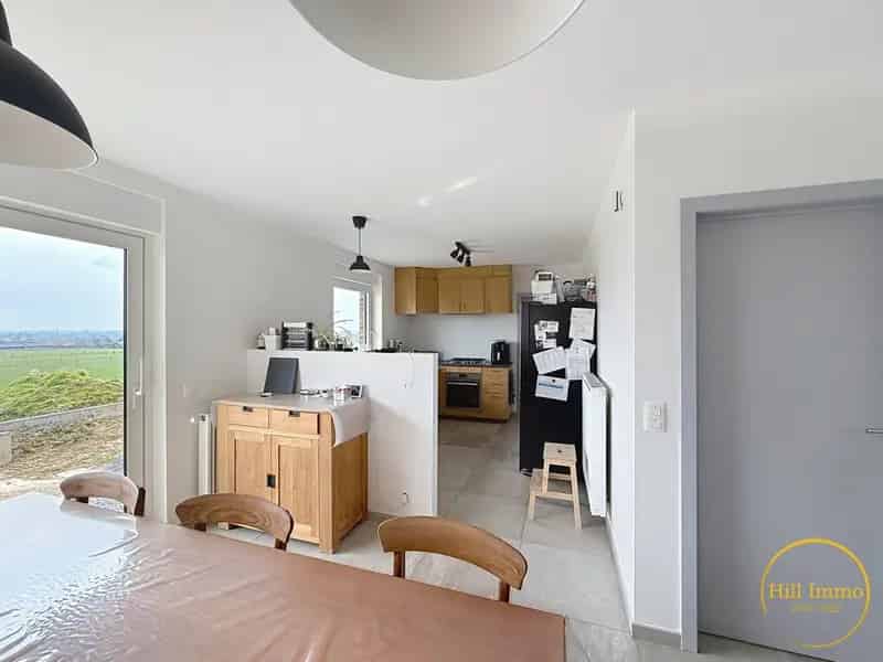Recente alleenstaande woning met adembenemend uitzicht