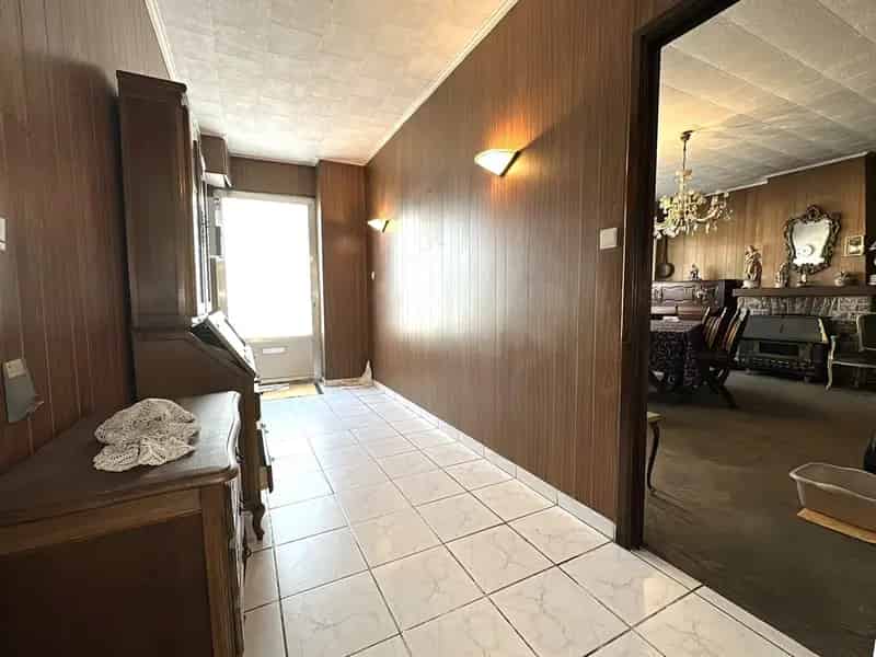 Te Renoveren Woning te Koop in Lebbeke