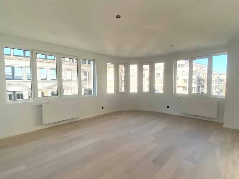 Oudergem bij het Rood-Klooster - 1 NIEUW penthouse, 2 slaapkamers en balkon