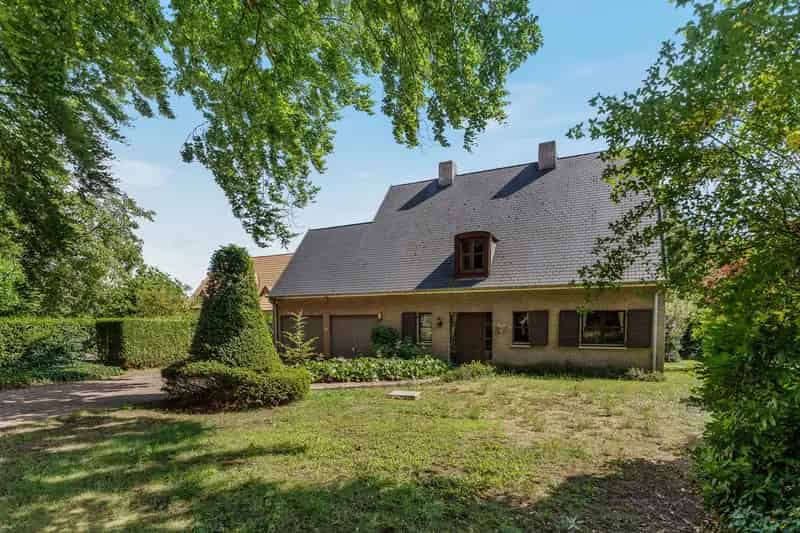 Openbebouwing gelegen in een residentiële wijk in Aalter!