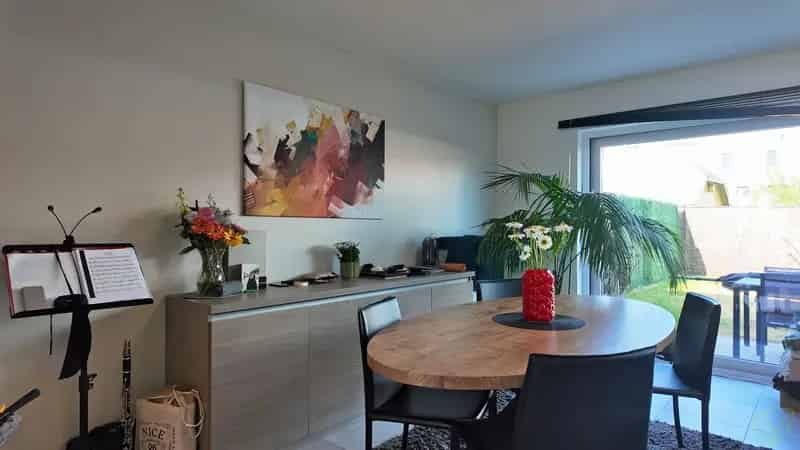 Modern wooncomfort in een rustige, residentiële omgeving te Eeklo!