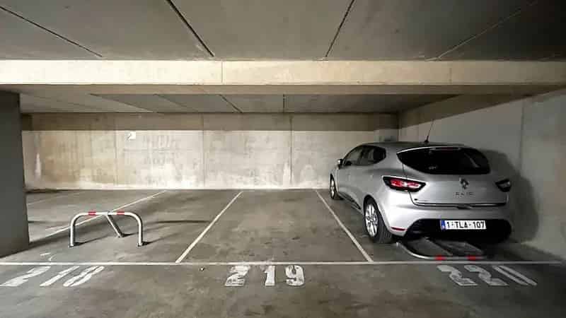 Garage  te Evere 