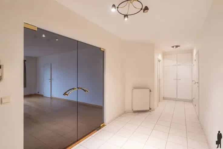 Ruim 2 Slaapkamers Appartement Hoogstraten Centrum
