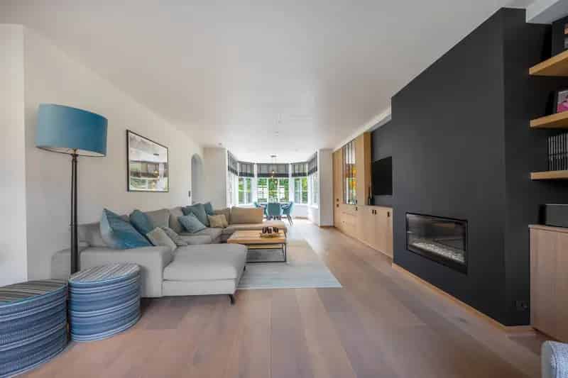 Strakke pastorijwoning in doodlopende straat nabij centrum