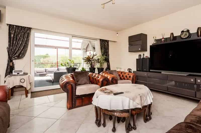 Zeer rustig gelegen villa op een perceel van 3.626 m²