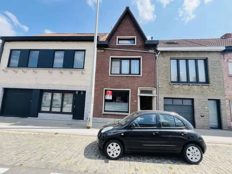 Huis te koop Wevelgem: Ruime gezinswoning met tuin