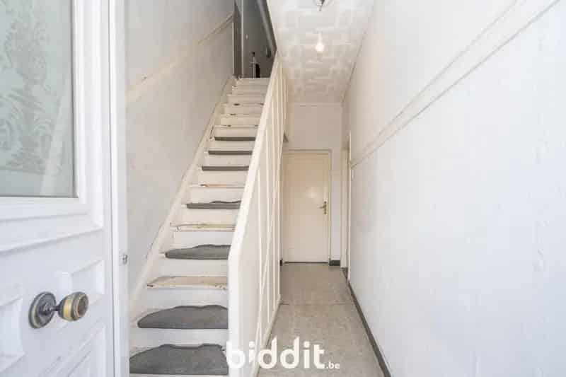 TE RENOVEREN WONING IN MAASEIK
