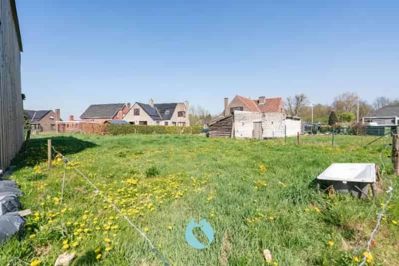 Bouwgrond voor gesloten bebouwing in verkeersarme verkaveling