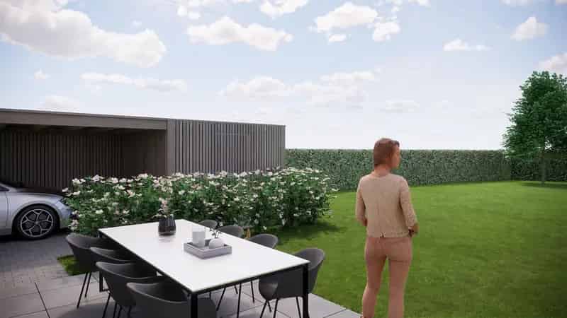 Halfopen gezinswoning met tuin