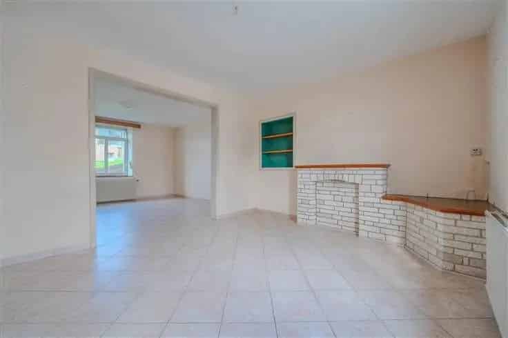Huis te koop Rochefort: 4 slaapkamers, grote tuin en 2 garages