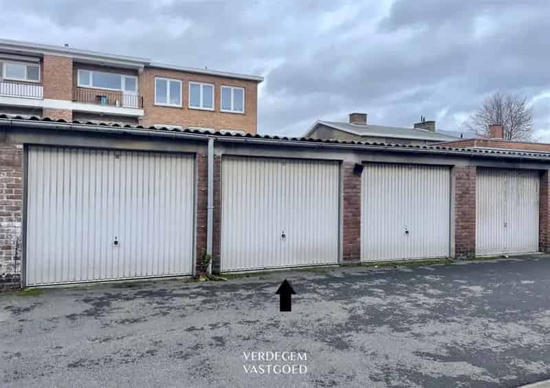 Overdekte parkeerplaats te koop in Wondelgem