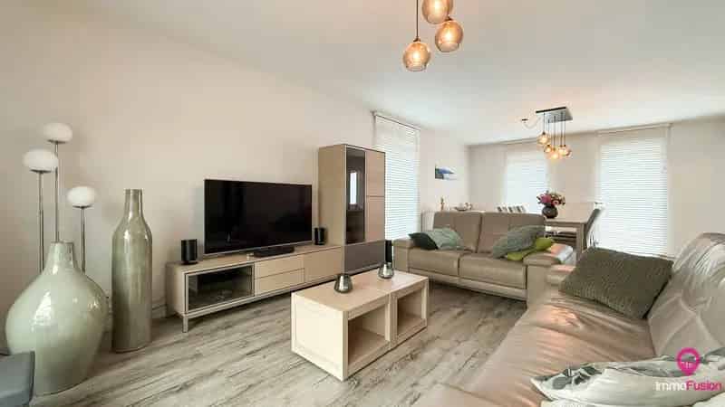 Huis te koop Beringen: 3 slaapkamers, dubbele garage, grote tuin