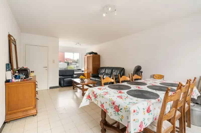 KIJKDAG 06/09 tussen 09.00 - 10.00 uur! Charmante gezinswoning te koop in centrum Ardooie!