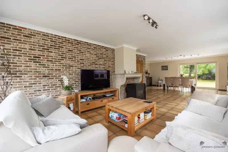 Rustig Gelegen Ruime Villa op 1411m²