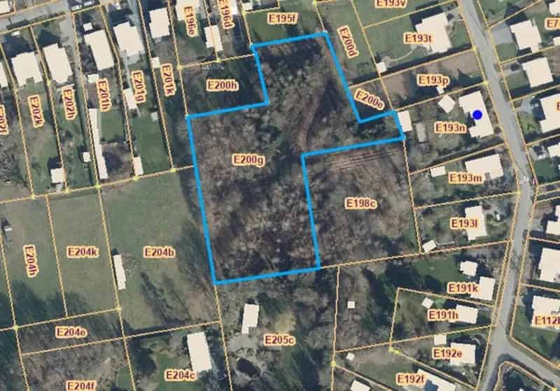 Rustig gelegen perceel bebost landbouwgrond te Keerbergen