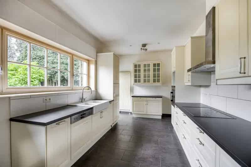 Huis te huur Sterrebeek: prachtige villa met tuin