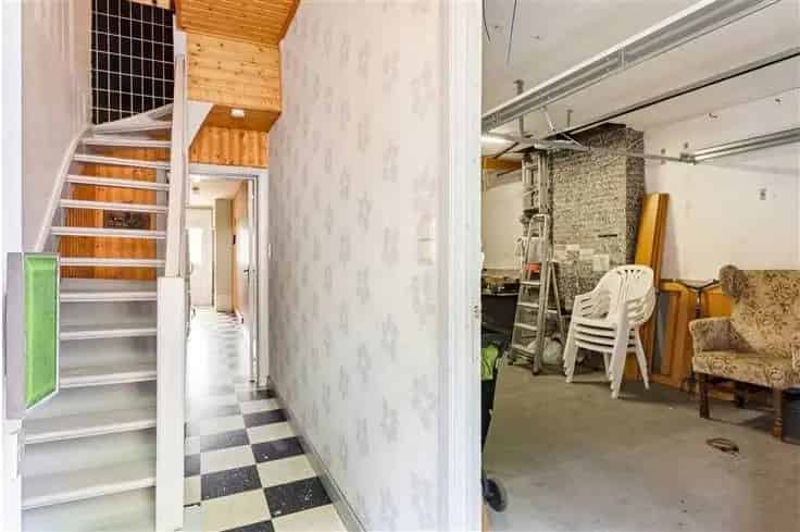 Te renoveren Bel-"Etage 3 slaapkamers tuin Merksem