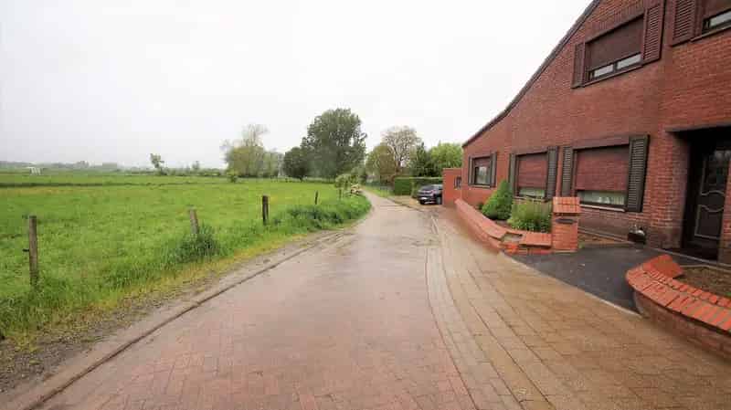 Prachtige bouwgrond van 8a 13ca voor open bebouwing.