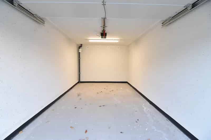 Garage box