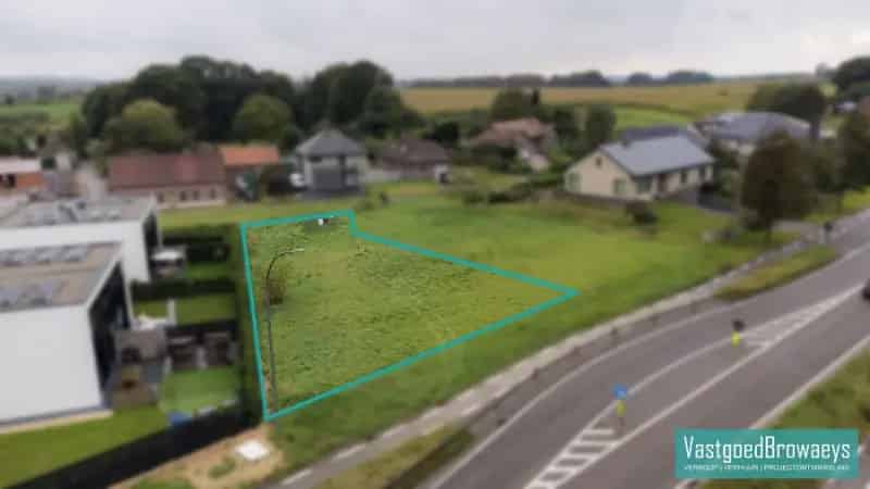 Bouwgrond in Zwalm – Ideale Locatie voor wonen met vrij beroepruimte