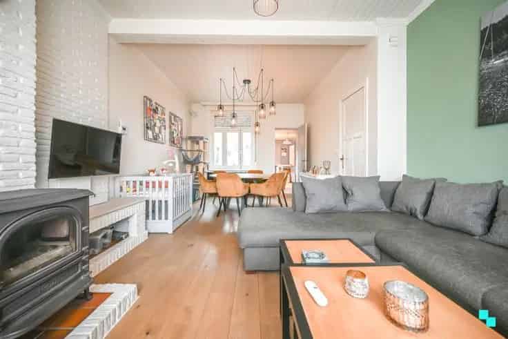 Gerenoveerde woning te Harelbeke - 3 slaapkamers - tuin - garage