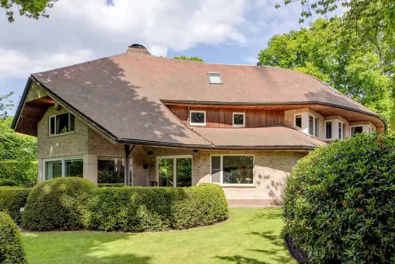 Villa te koop Schotenhof: Instapklare woning met zwembad
