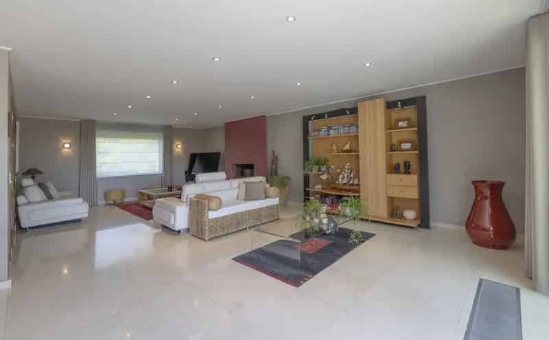 Prachtige villa op royaal perceel (23a 45ca) te Dilbeek