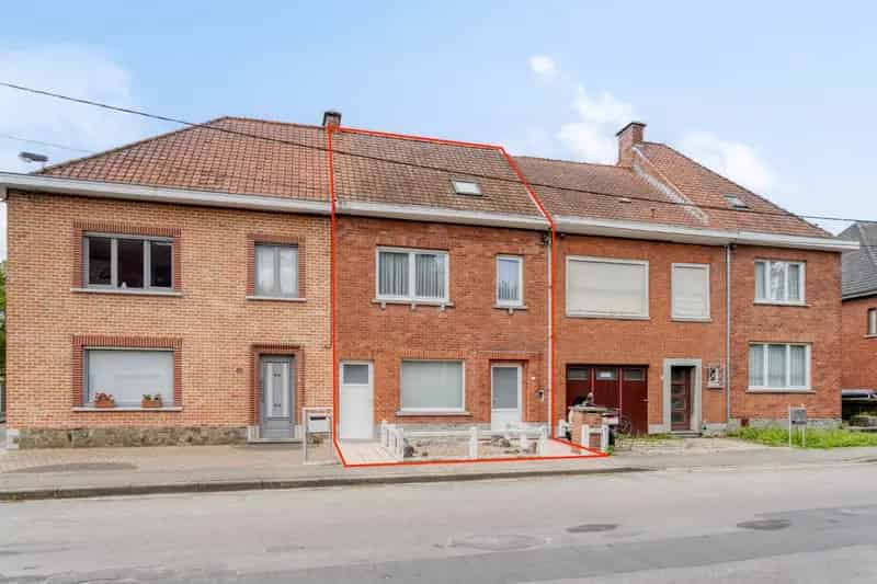Mooie woning met garage in rustige straat in het centrum!
