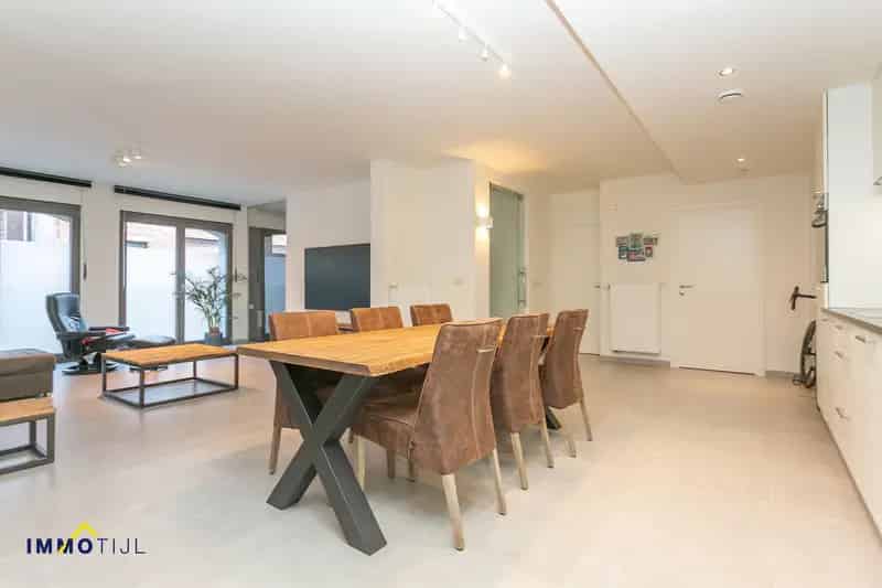 Volledig vernieuwd appartement op wandelafstand van de Kaai