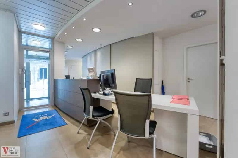 Handelspand 217m² + 6 autostandplaatsen