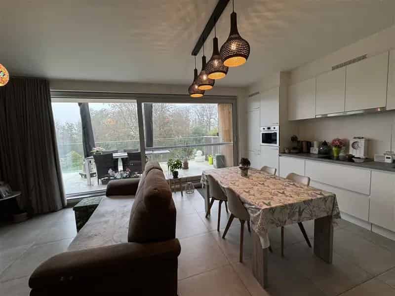 Modern Appartement Stekene Te Koop