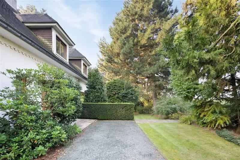 Statige Villa te Huur met Botanische Tuin nabij Leuven
