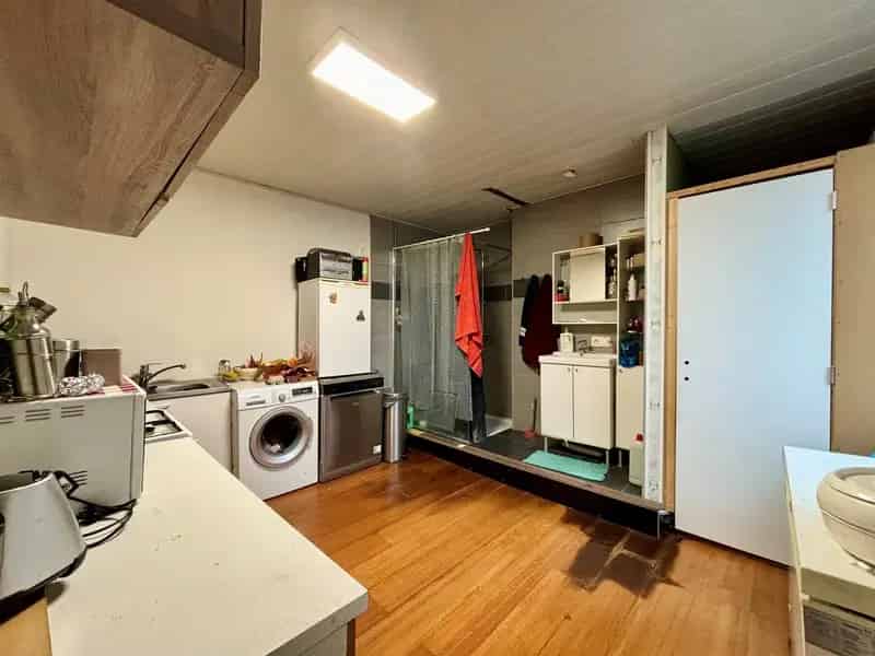 Commercieel pand met appartement op toplocatie tussen Heule en Kortrijk