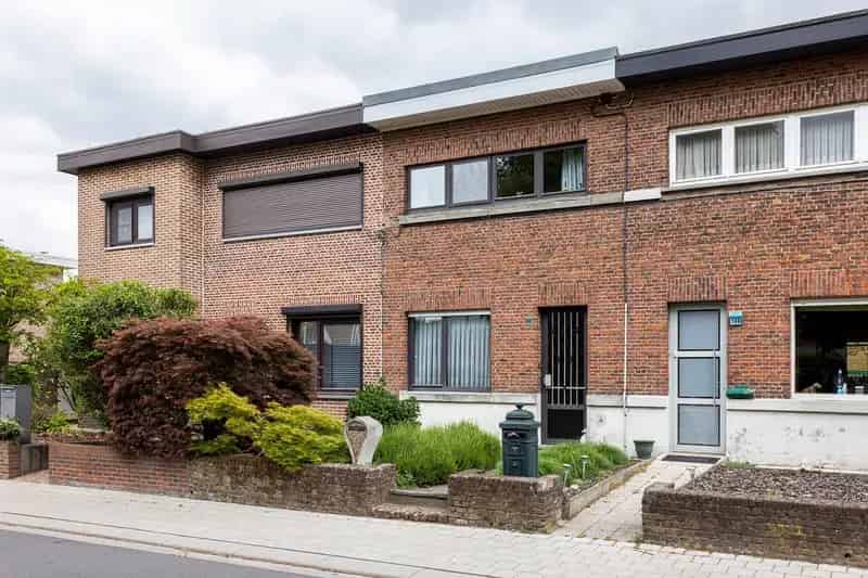Woning met tuin te Boom