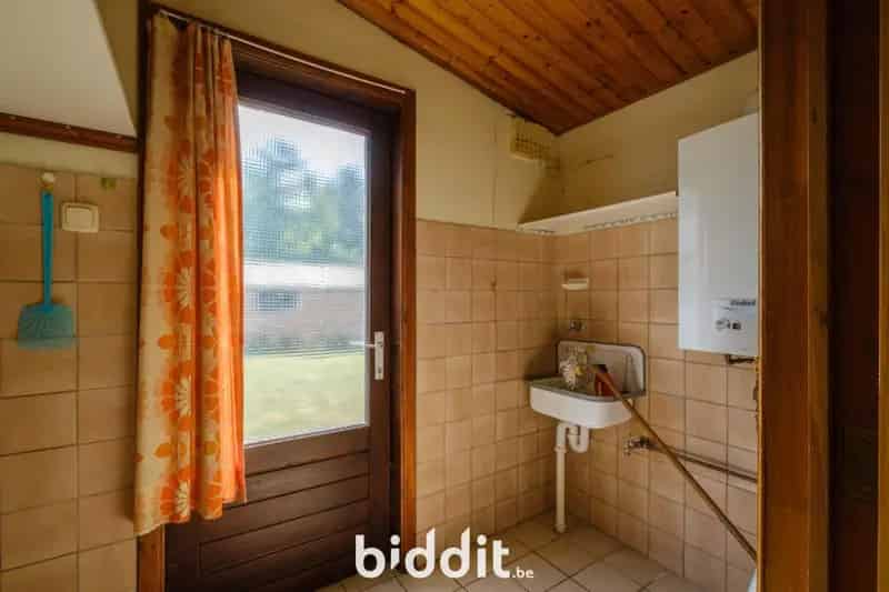 ZEER RUSTIG GELEGEN WONING