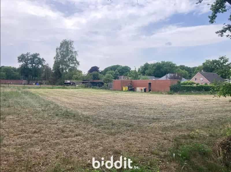BOUWGROND IN HET GROENE KALMTHOUT
