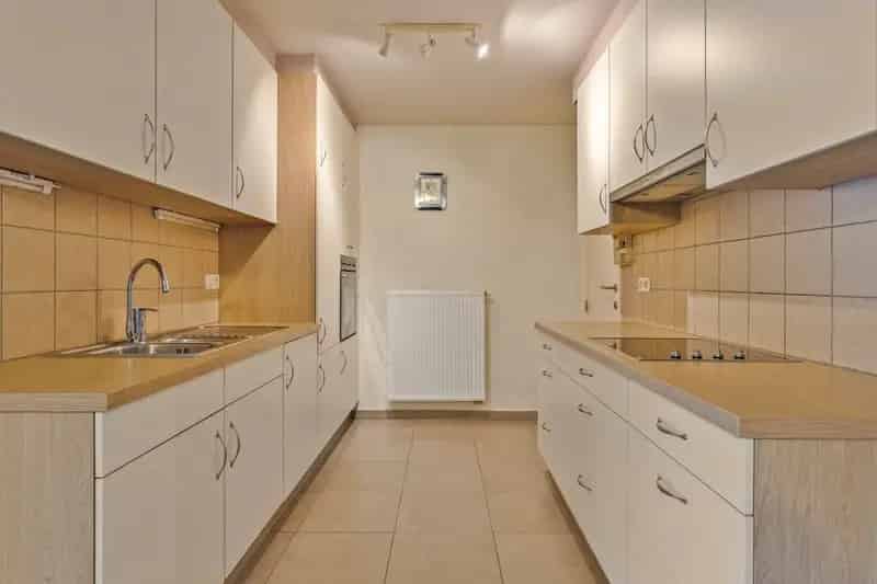 Gelijkvloers appartement te koop in Oostakker