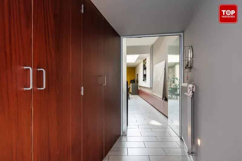 Instapklare architectenwoning met 3 slaapkamers en zonneterras