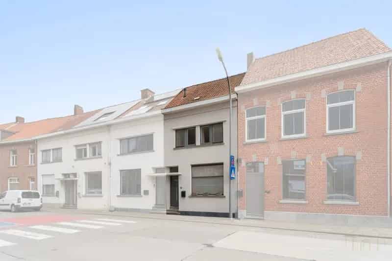 Wonen in het hart van Geluwe met zonneterras in je tuin en ruimte voor uitbreiding op zolder