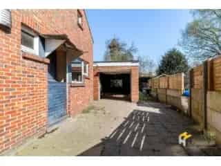Huis te koop Stabroek 3 slaapkamers garage tuin