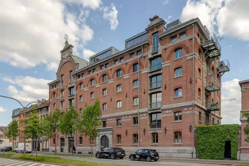Te huur Loft 450m² met groot terras Antwerpen