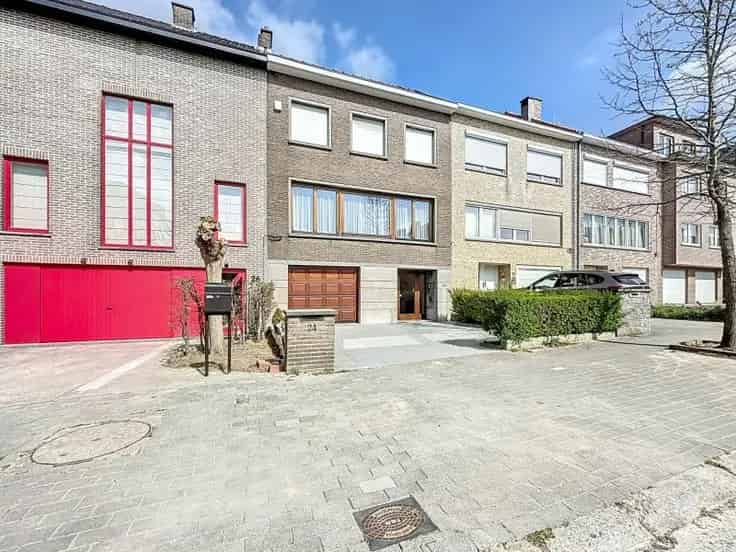 Huis te Koop Strombeek Bever 4 Slaapkamers Tuin Garage
