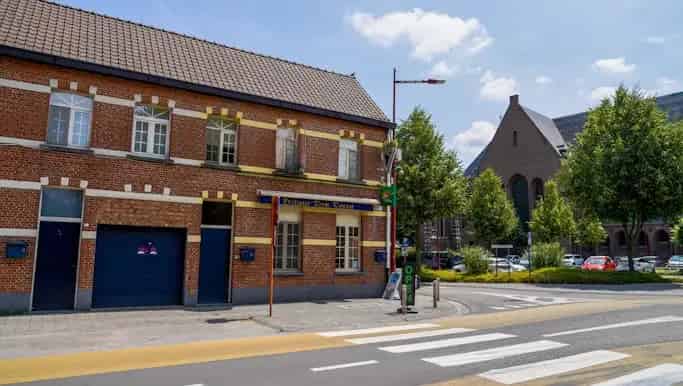 Handelspand met woonst te koop in Hoogstraatsesteenweg 2, Rijkevorsel - Dewaele