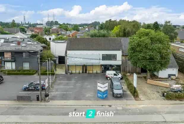 Instapklare, lichtrijke woning met 3 slaapkamers en tuin in Roeselare